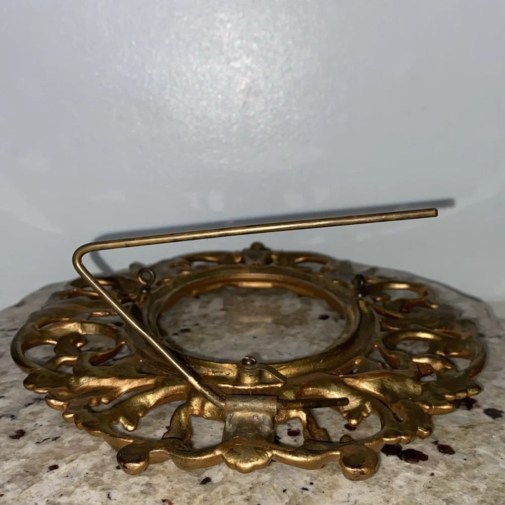 Antique Vintage 1920’s Brass Victorian Standing Easel Frame Gold Gilt Ornate